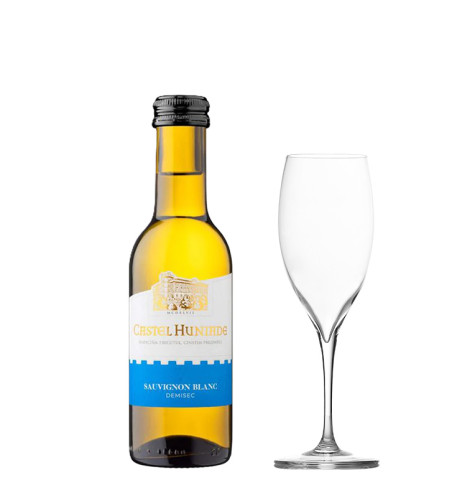 Castel Huniade Sauvignon Blanc Alb, demisec 187ml BOLT